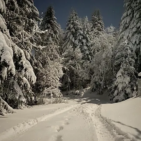 Mountain Lubomierz * Lubomierz (Lesser Poland)